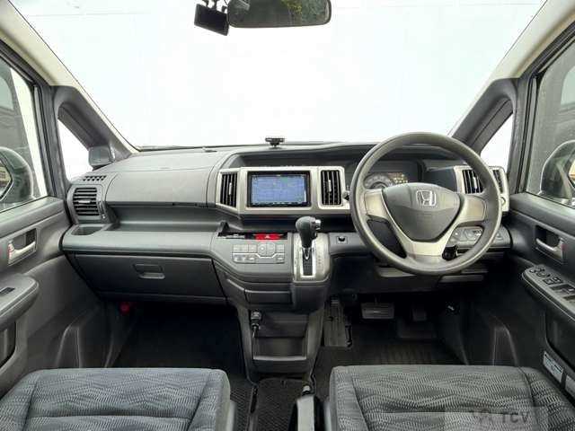 2013 Honda Step WGN