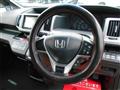 2013 Honda Step WGN