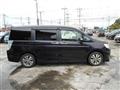 2013 Honda Step WGN