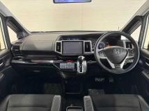 2013 Honda Step WGN