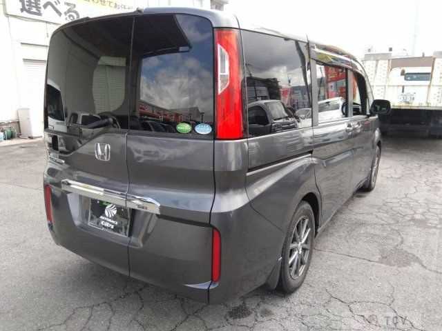 2015 Honda Step WGN