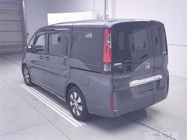 2015 Honda Step WGN