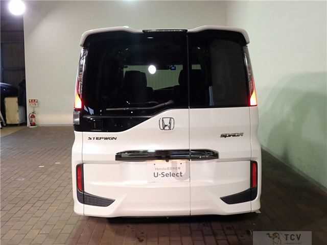 2015 Honda Step WGN