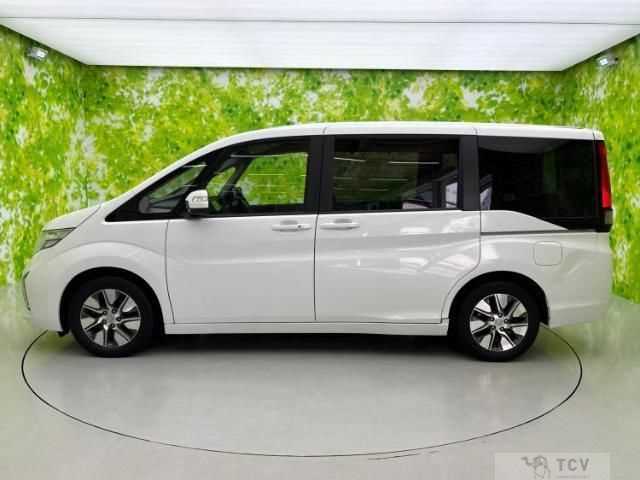 2015 Honda Step WGN