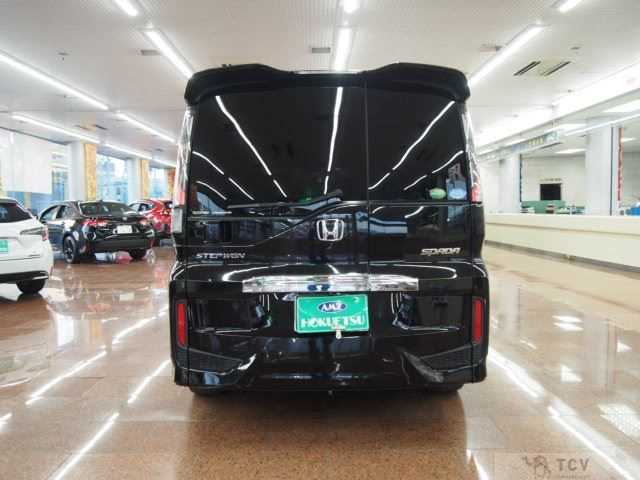 2016 Honda Step WGN