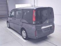 2017 Honda Step WGN