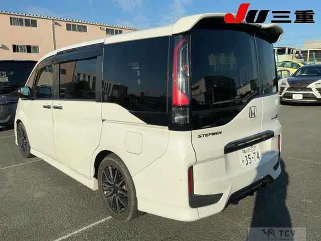 2017 Honda Step WGN