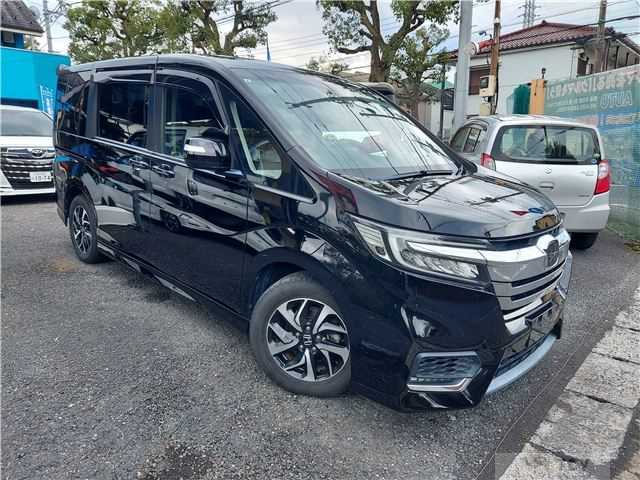 2018 Honda Step WGN