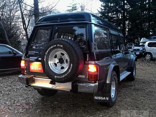 1991 Nissan Safari