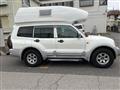 2000 Mitsubishi Pajero