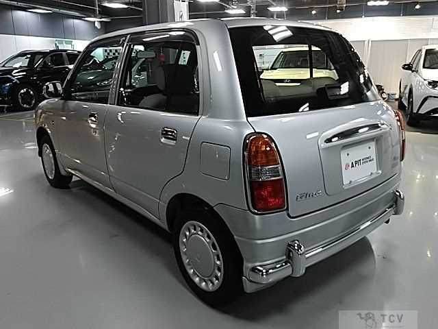 2000 Daihatsu Mira Gino1000