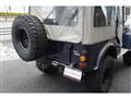 1990 Mitsubishi Jeep
