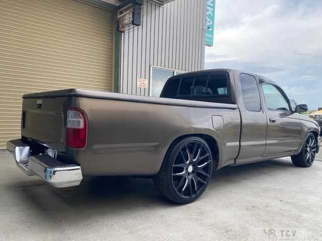 1999 Toyota Hilux Sports Pickup