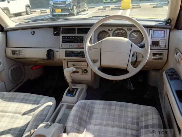 1995 Nissan Rasheen