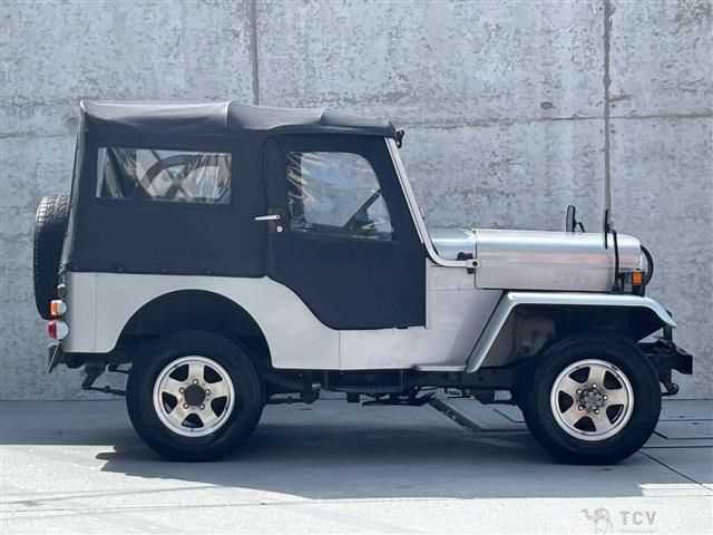 1997 Mitsubishi Jeep