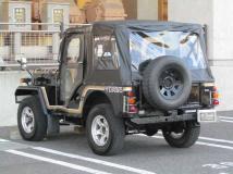 1995 Mitsubishi Jeep