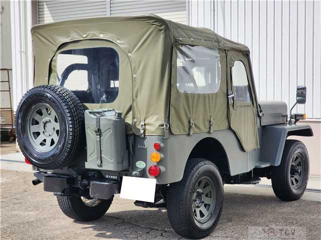 1997 Mitsubishi Jeep