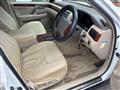2000 Toyota Crown Majesta
