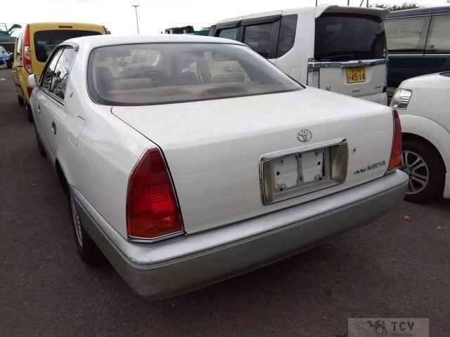 1996 Toyota Crown Majesta