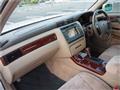 2000 Toyota Crown Majesta