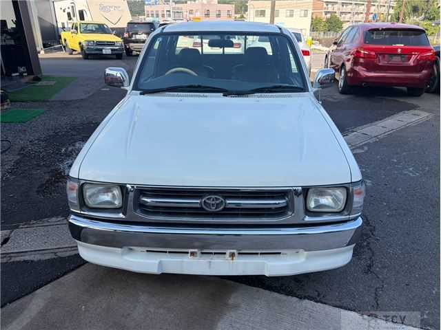 2000 Toyota Hilux
