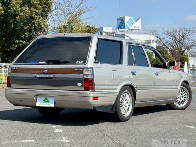 1996 Nissan Gloria Wagon