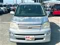 2005 Toyota Noah