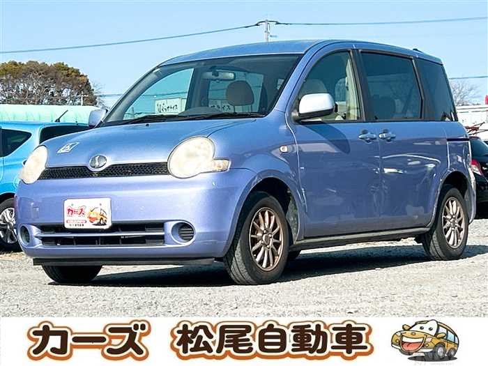 2004 Toyota Sienta