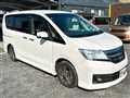 2013 Nissan Serena