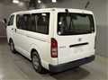 2005 Toyota Hiace