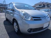 2005 Nissan Note