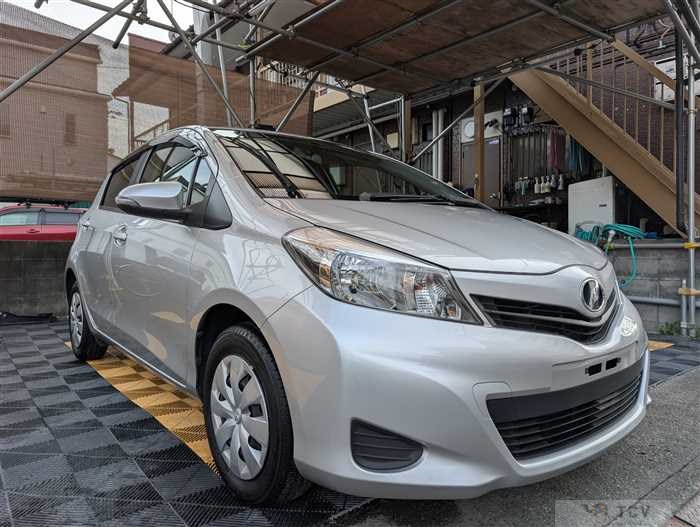 2013 Toyota Vitz