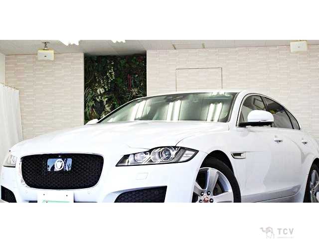 2020 Jaguar XF
