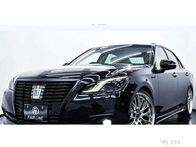 2015 Toyota Crown Hybrid