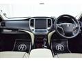 2015 Toyota Crown Hybrid