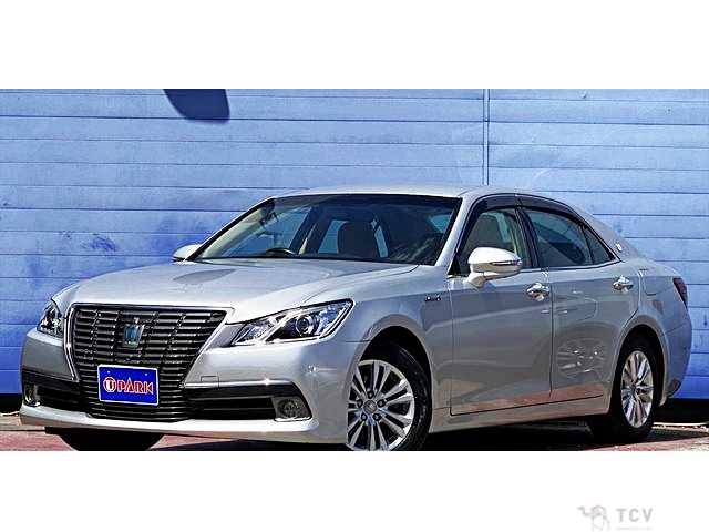2013 Toyota Crown