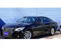 2013 Toyota Crown Hybrid