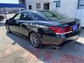 2013 Toyota Crown Hybrid