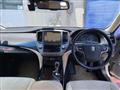 2017 Toyota Crown