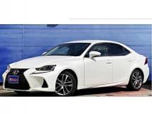 2017 Lexus IS