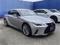 2021 Lexus IS