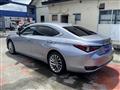2021 Lexus ES