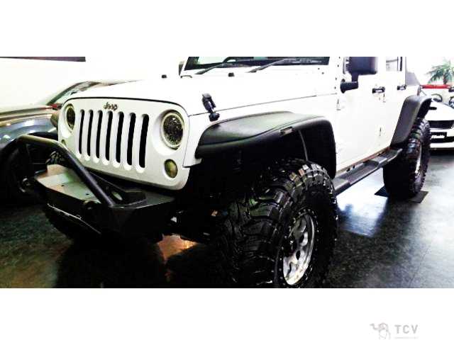 2014 Jeep Wagoneer