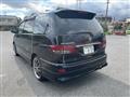 2005 Toyota Estima
