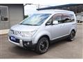 2011 Mitsubishi Delica D5