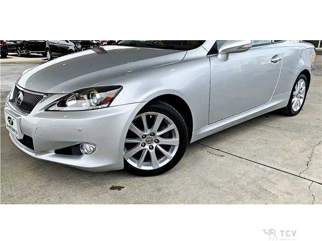 2013 Lexus IS