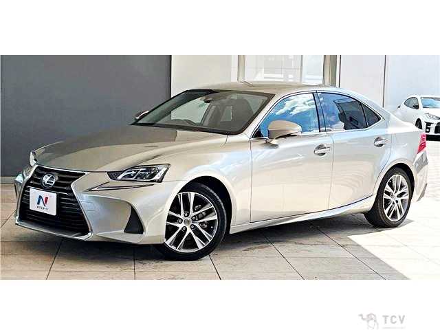 2019 Lexus IS