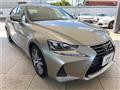 2019 Lexus IS