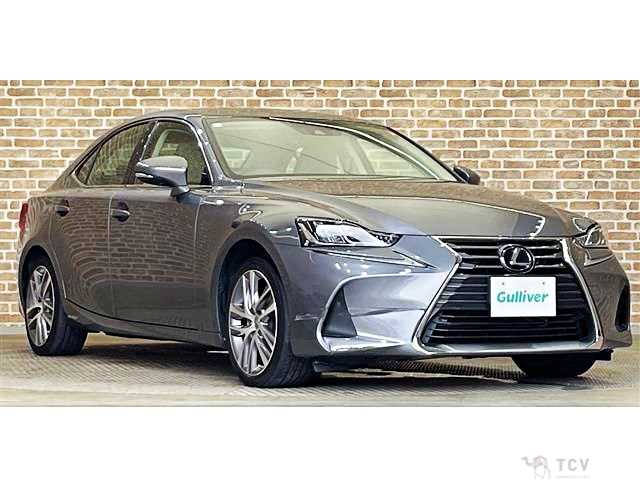 2019 Lexus IS