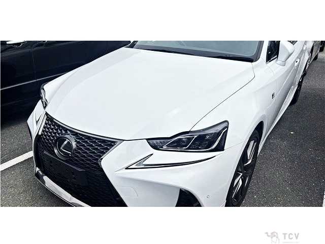 2019 Lexus IS